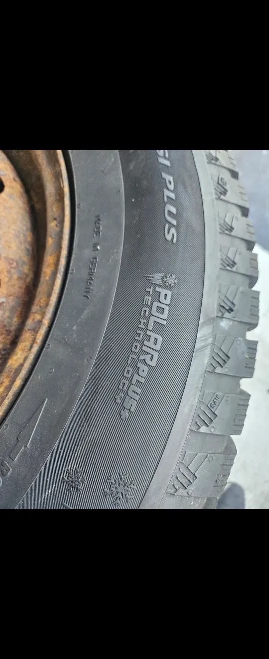 LIKE NEW WINTER TIRES WITH THE RIM. $115 EACH FIRM! image indicator(6)