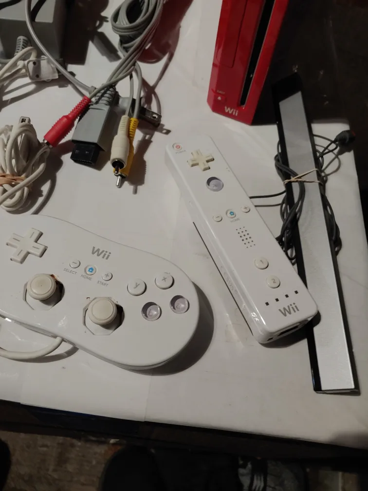 Red Wii Console bundle TESTED WORKING READ TO PLAY image indicator(2)