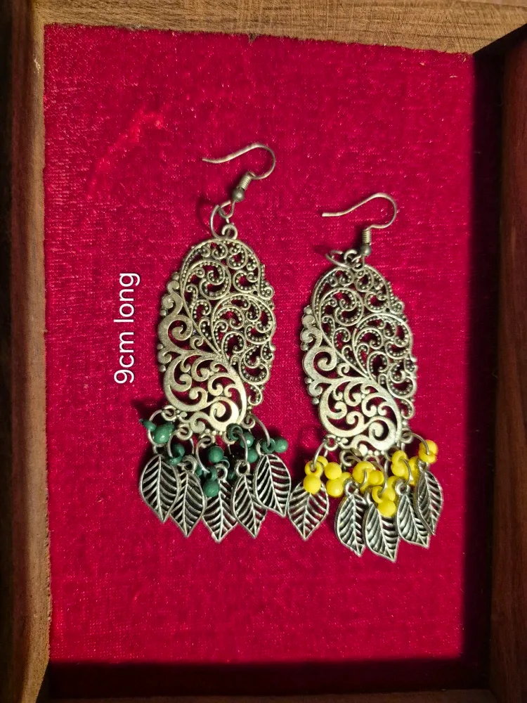 Assorted Earrings image indicator(2)