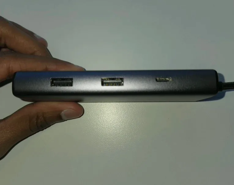 UGREEN CM498 6-in-1 USB-C Hub image indicator(3)