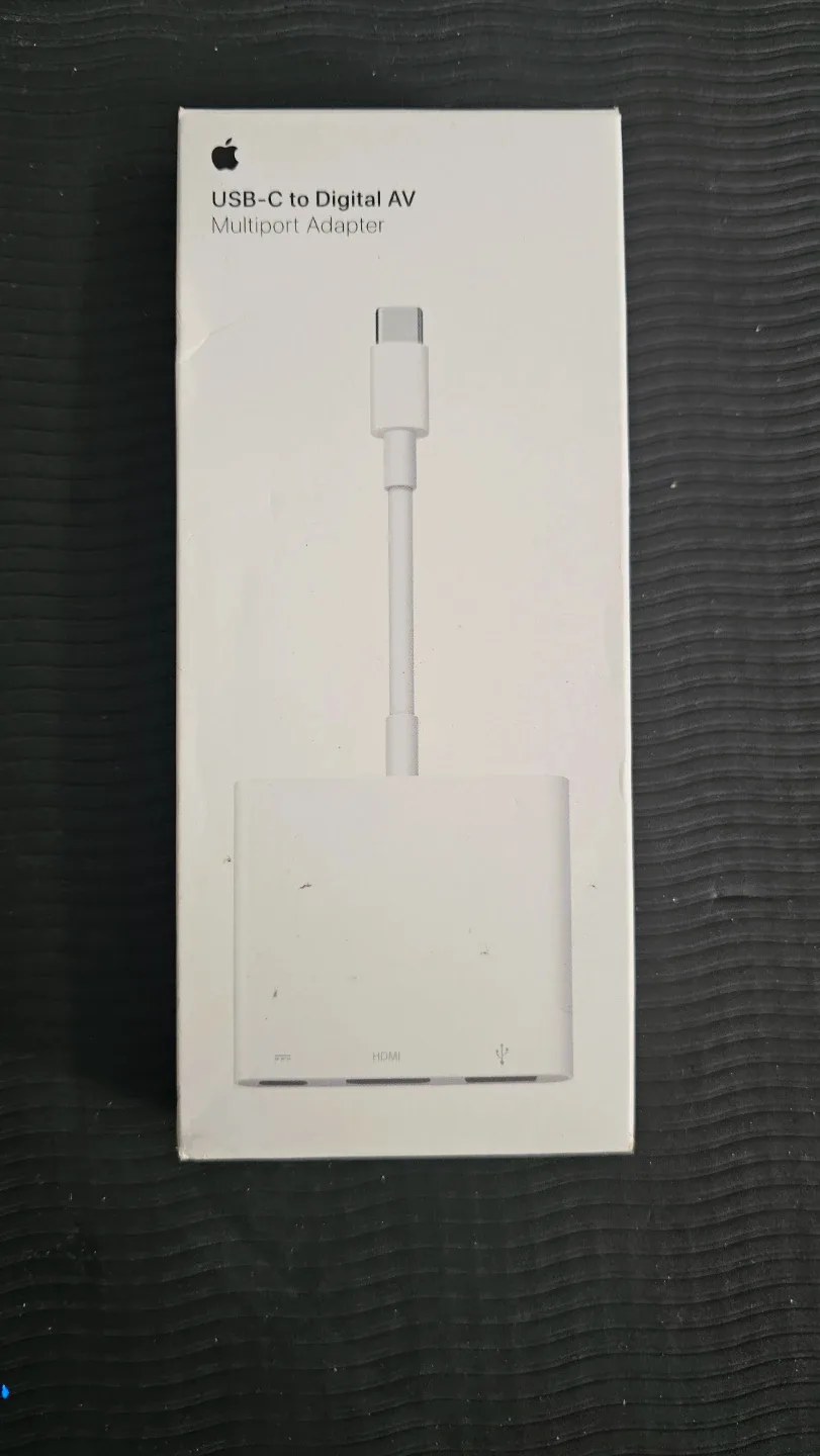 BNIB- Apple USB-C Digital AV Multiport Adapter