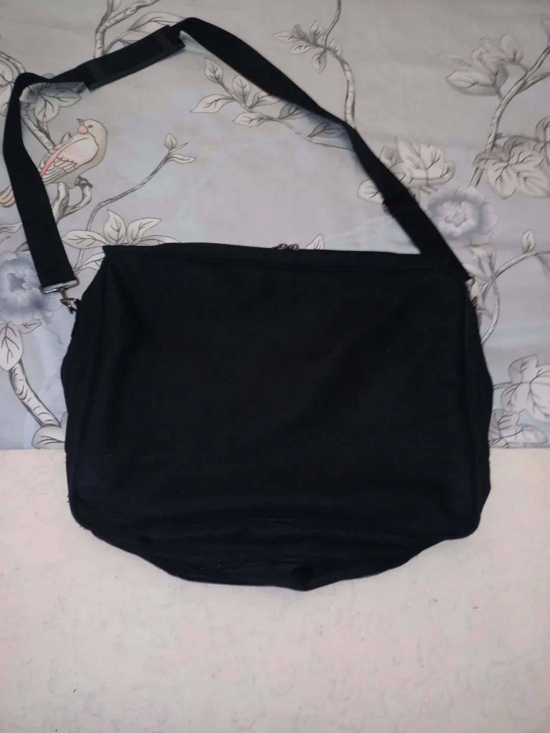 Sun Life Financial Laptop Shoulder Bag image indicator(2)