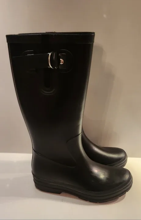 Black Rain Boots Size 6 (fit is small) image indicator(2)