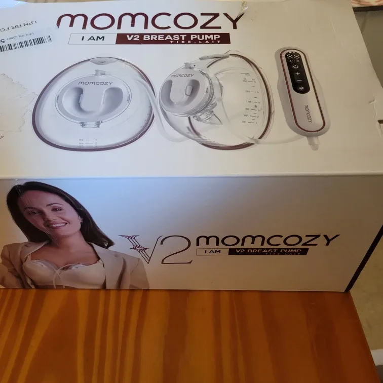 Momcozy V2 Wearable Electric Breast Pump - Like New!
