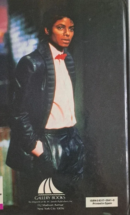 #Cleanout - Michael Jackson Gallery Books image indicator(2)