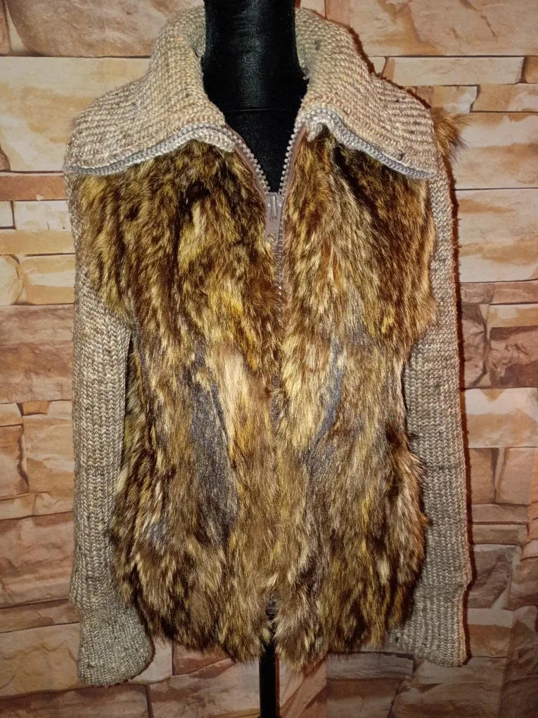 Vintage Raccoon Fur & Knit Zip-Up Jacket Sz M image indicator(6)