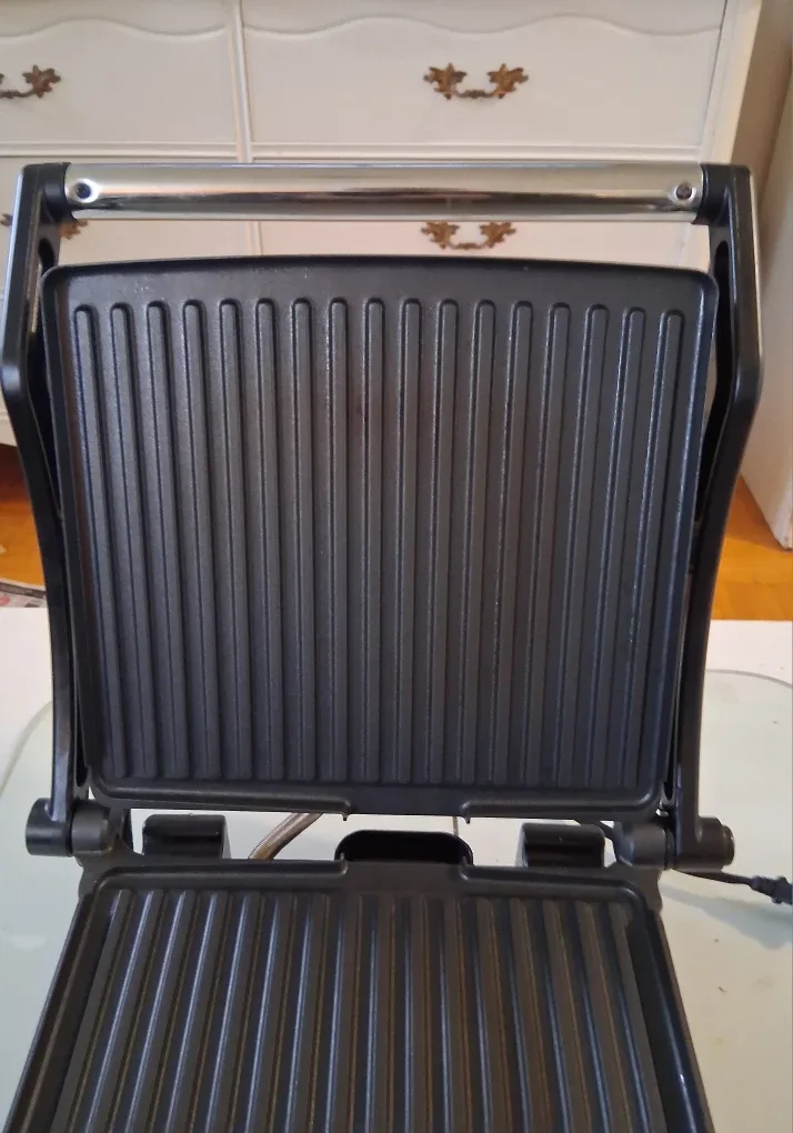 Chefman Panini Grill image indicator(3)