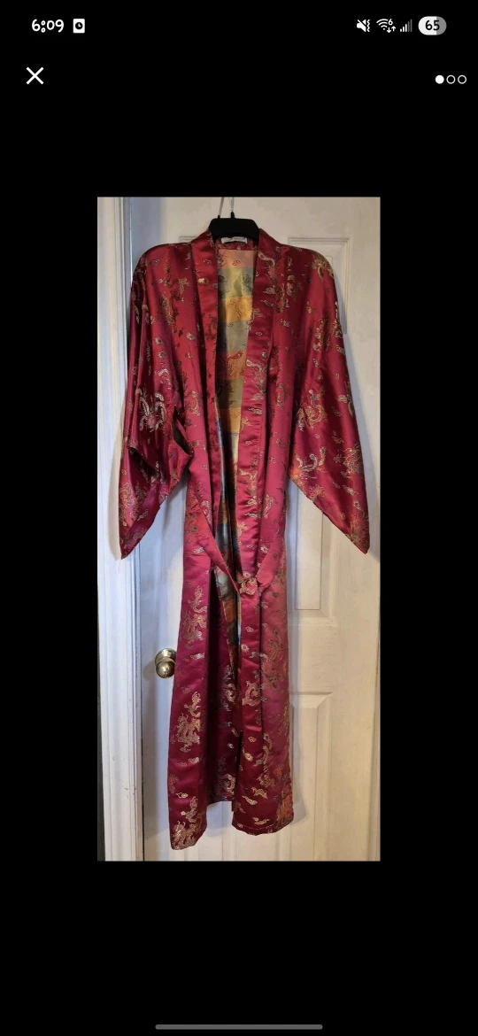 Red Silk Kimono Robe 🥕