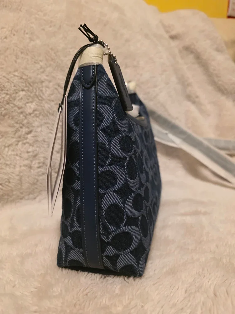 Coach Juliet 25 In Signature Jacquard In Dark Blue Denim image indicator(5)
