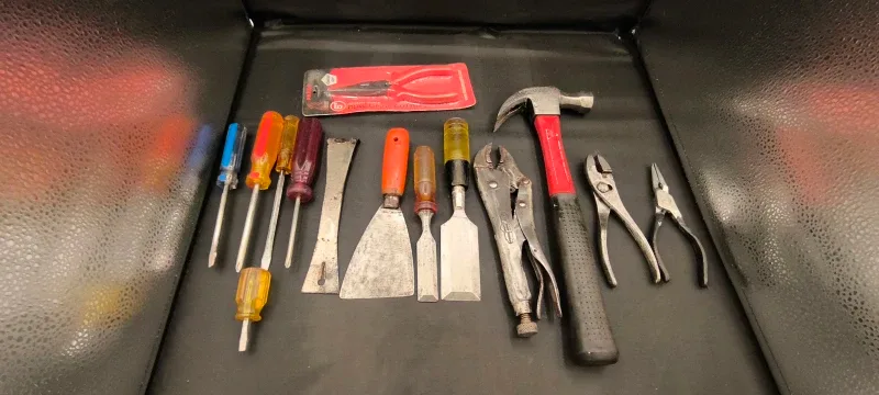 Mixed Lot of Used Hand Tools image indicator(5)