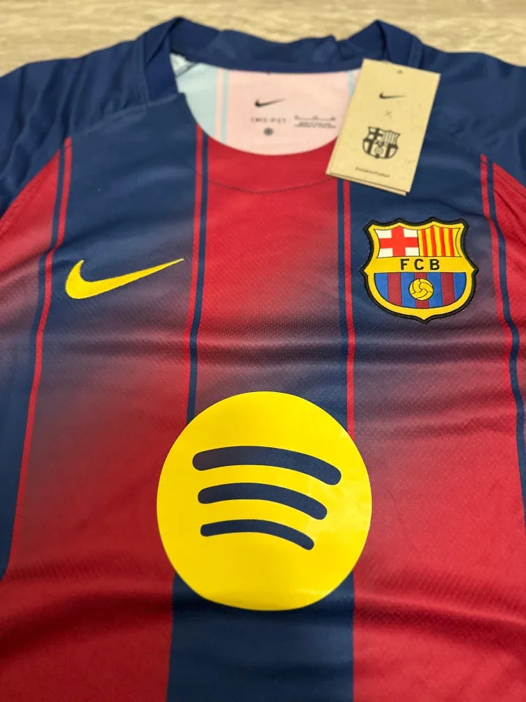 New Nike FC Barcelona Jersey - Size M