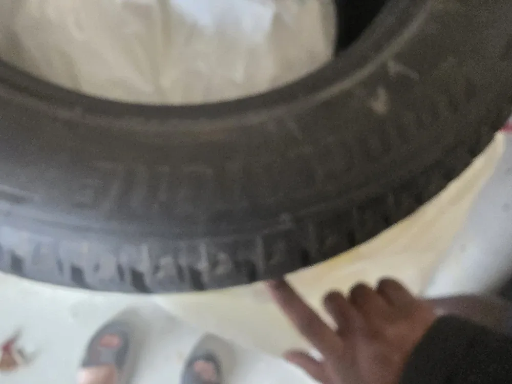 Bridgestone Winter Tire & Steel Rims image indicator(6)