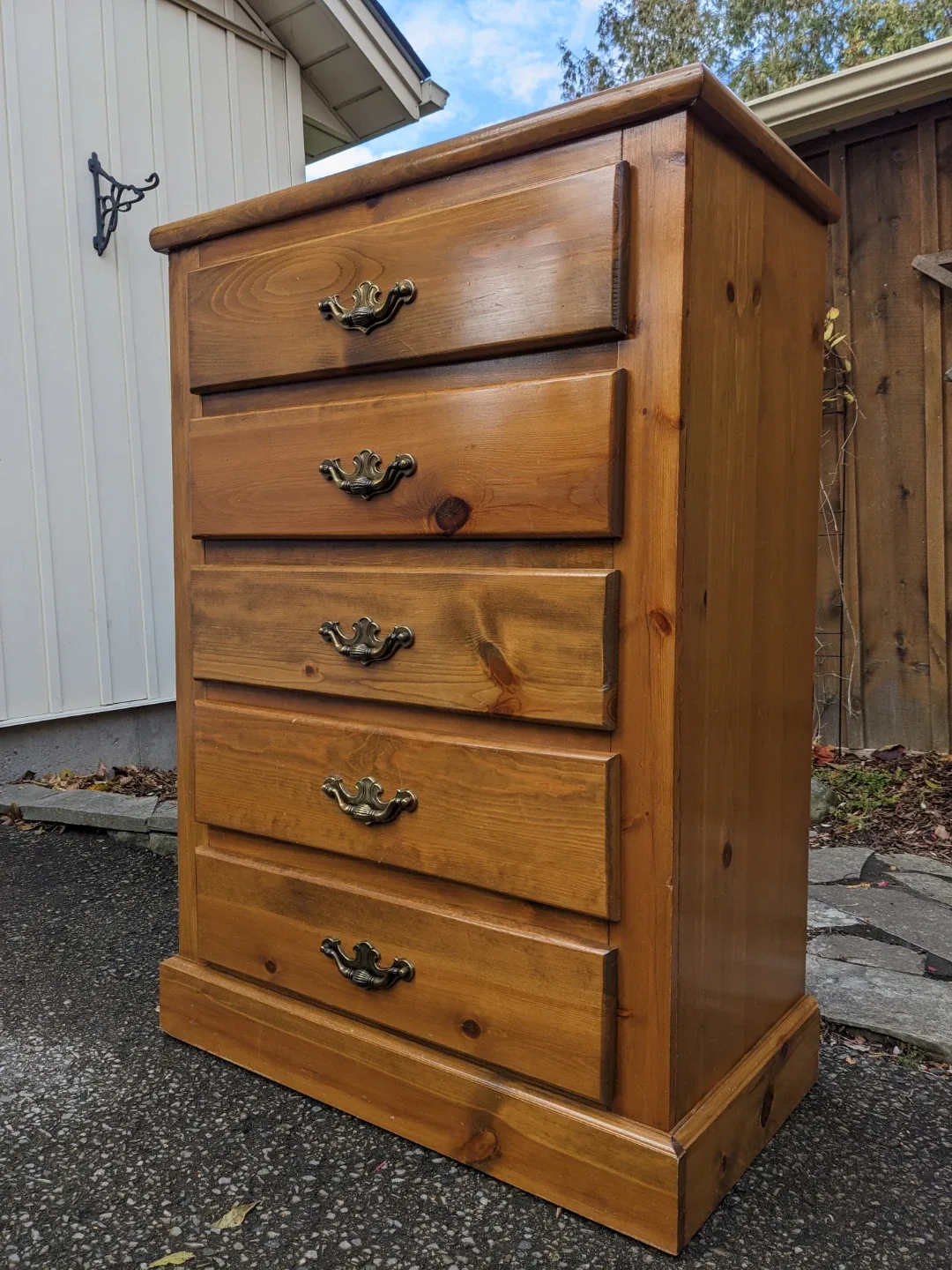 5 Drawer Tallboy Chest in Solid Pine image indicator(9)