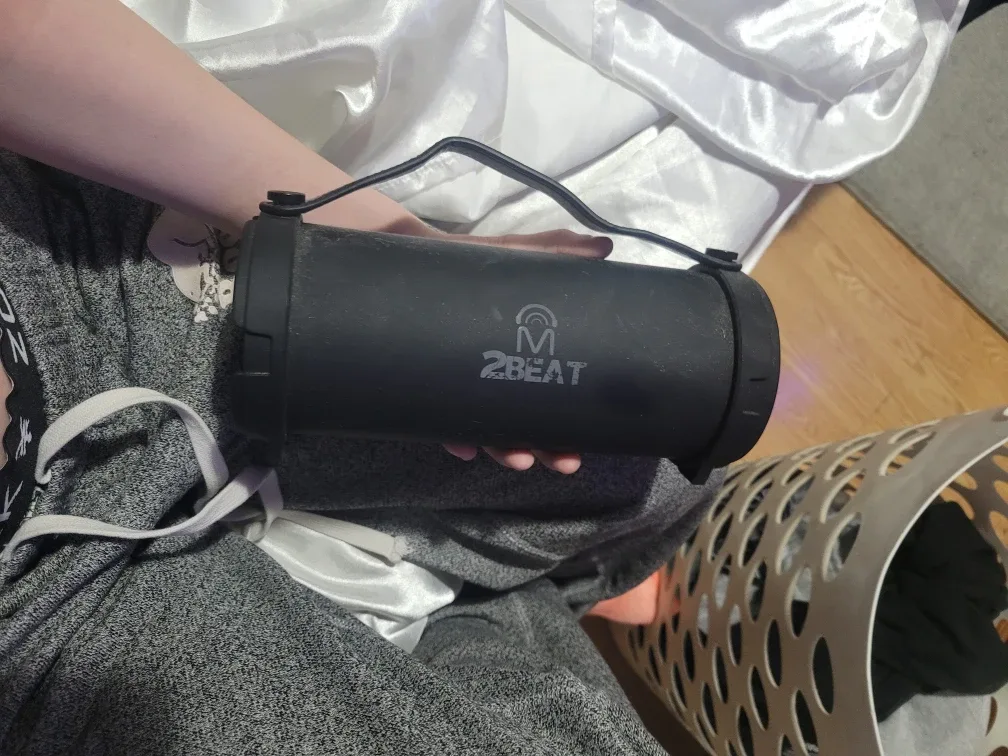 2Beat Portable Speaker image indicator(4)