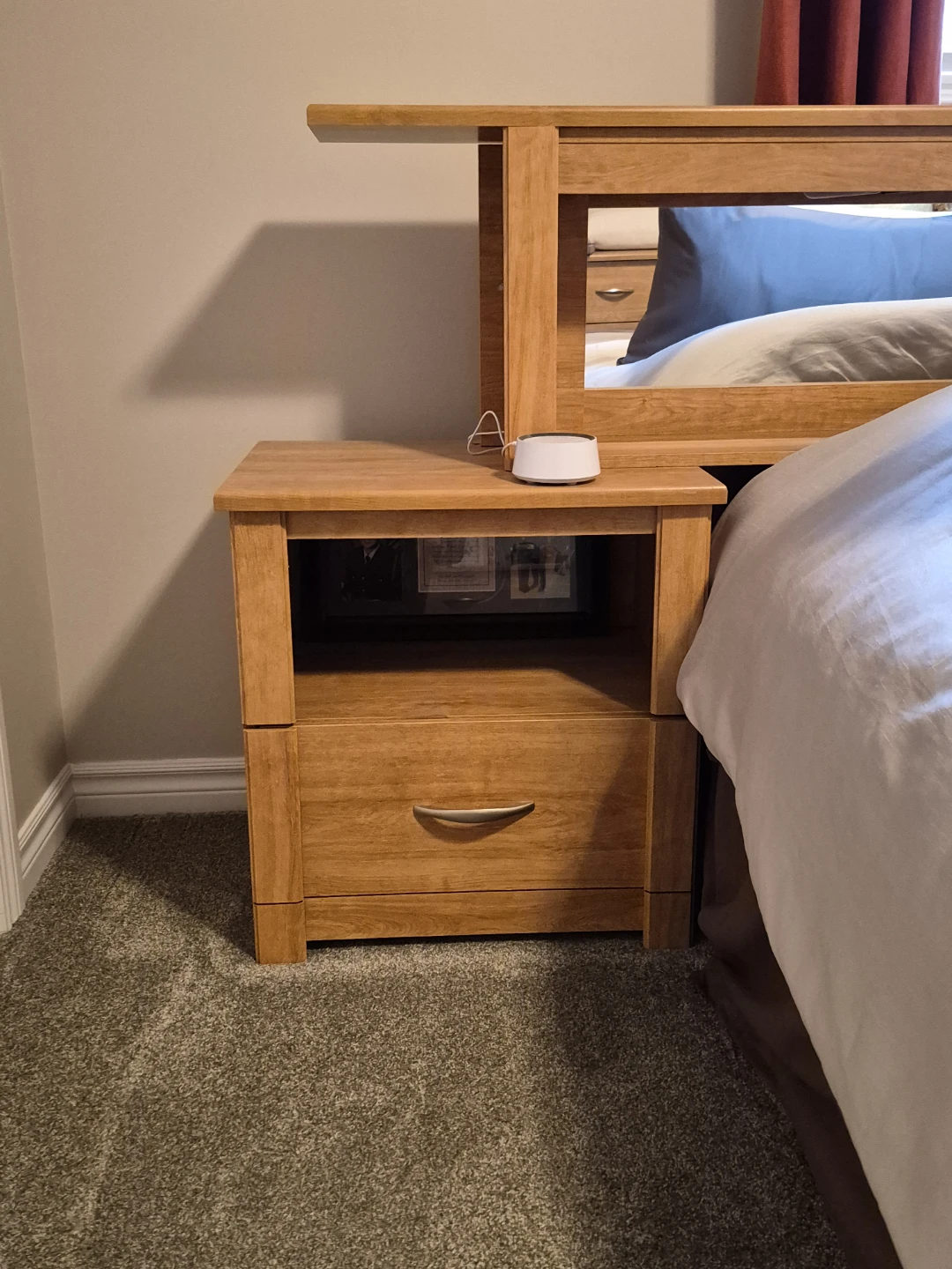 Bedroom Furniture- Queen FREE - photo 3