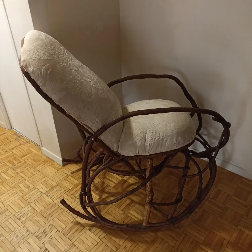❤‍🔥Moving Sale❤‍🔥Unique Handmade Rocking Chair image indicator(2)