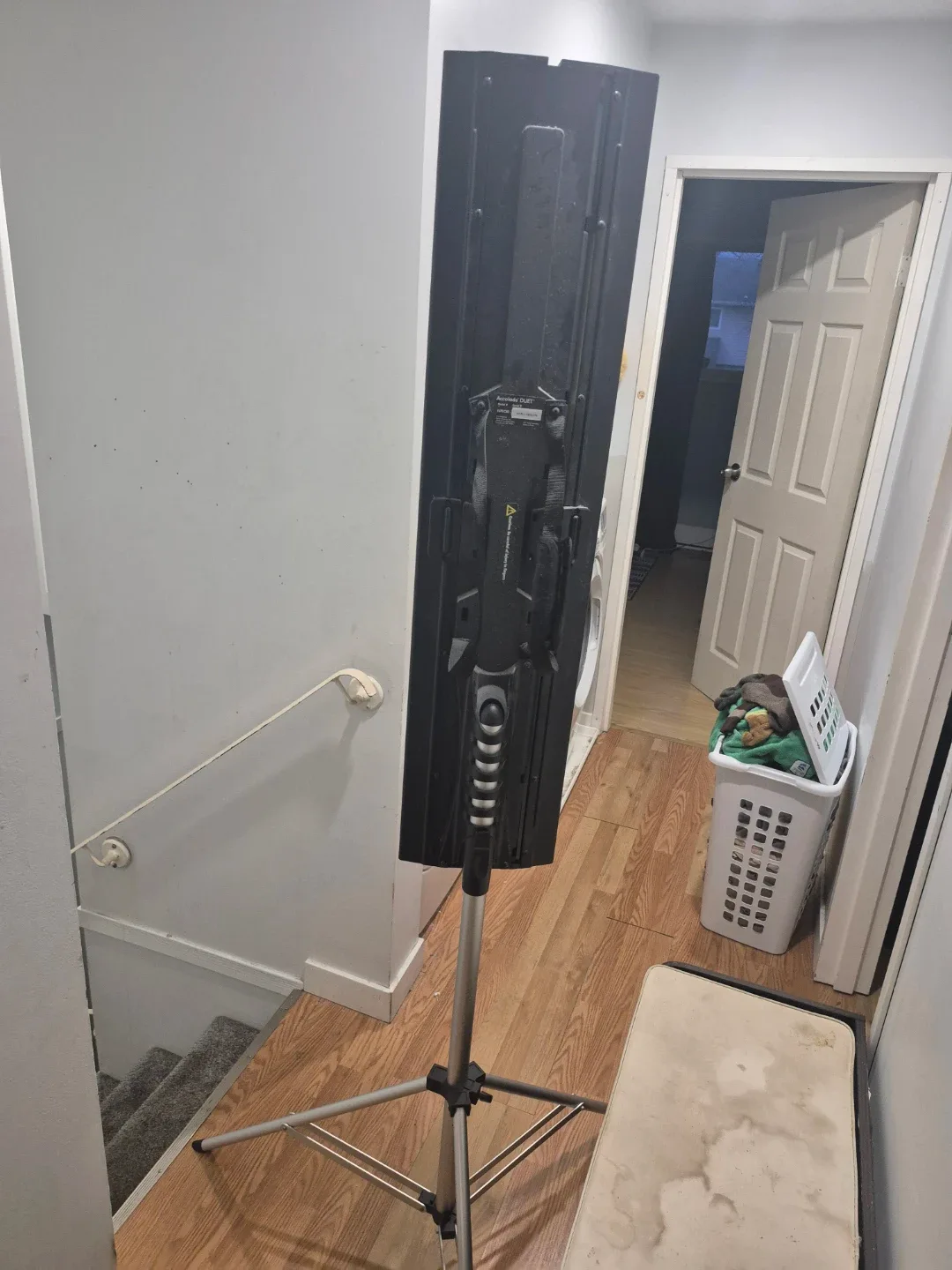 Portable Projector Screen with Stand image indicator(7)