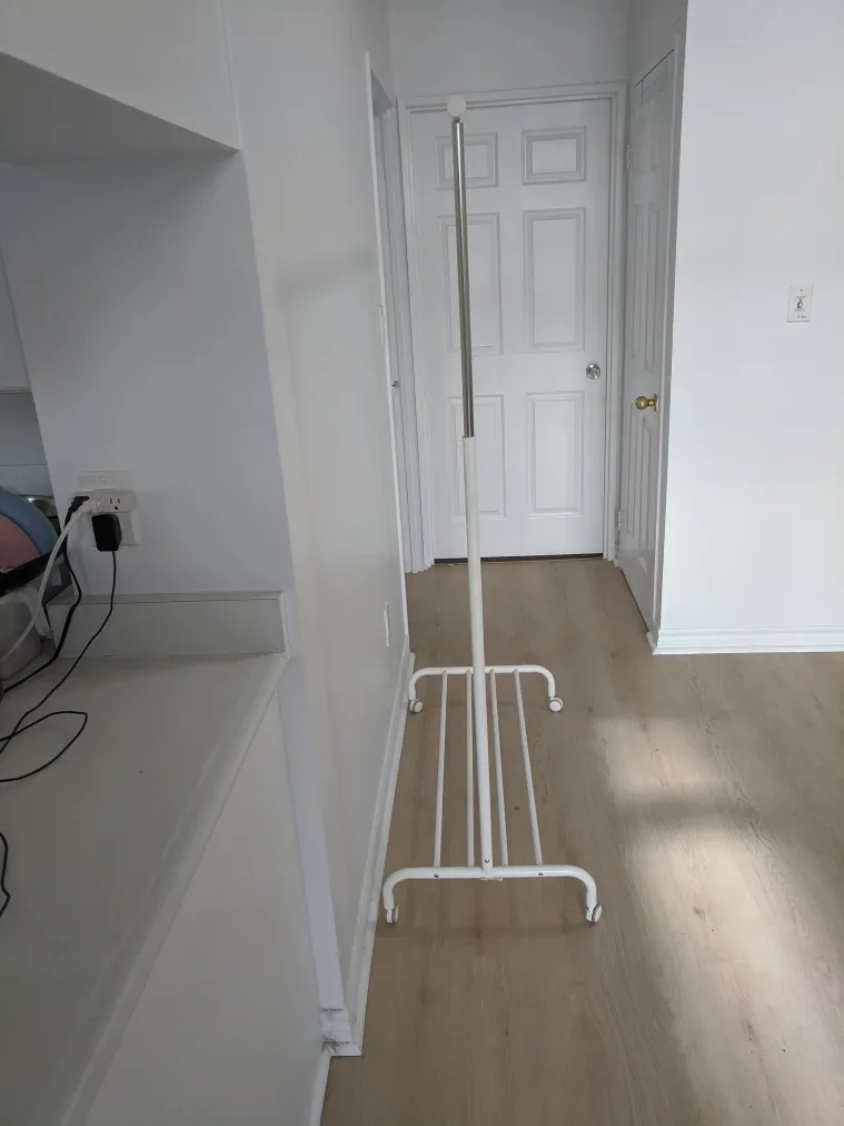 Adjustable Clothes Rack image indicator(3)