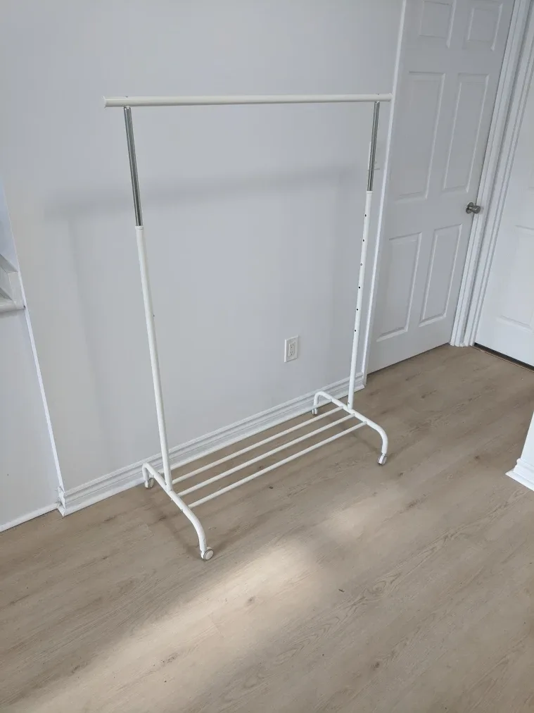 Adjustable Clothes Rack image indicator(4)