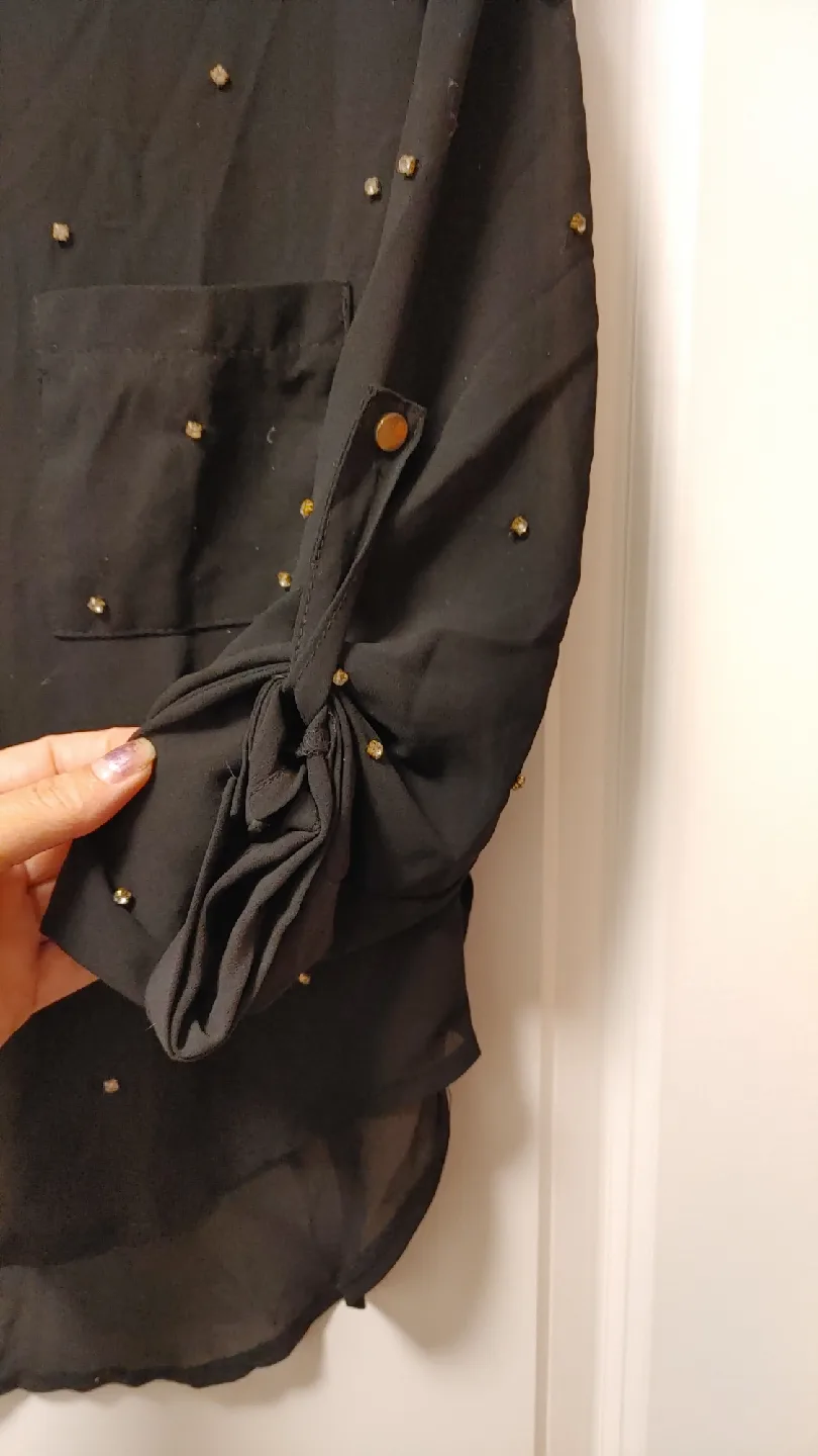 Women's Black Sheer Blouse - Size M image indicator(4)