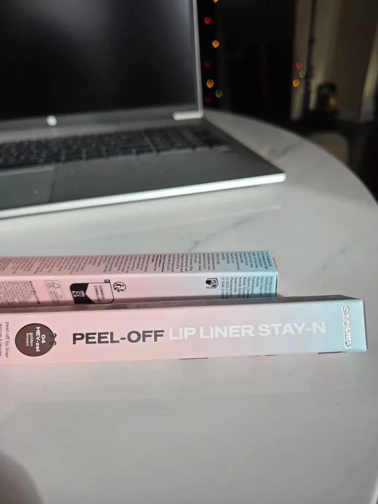 SACHEU Peel-Off Lip Liner STAY-N Set image indicator(3)