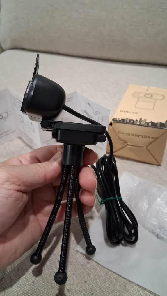 Webcam w noise reduction Mic, 1080p, Tripod image indicator(5)