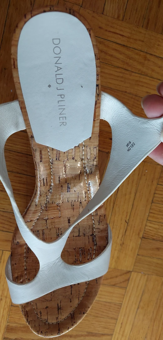 Donald J Pliner White Wedge Sandals - Size 8.5 - photo 3