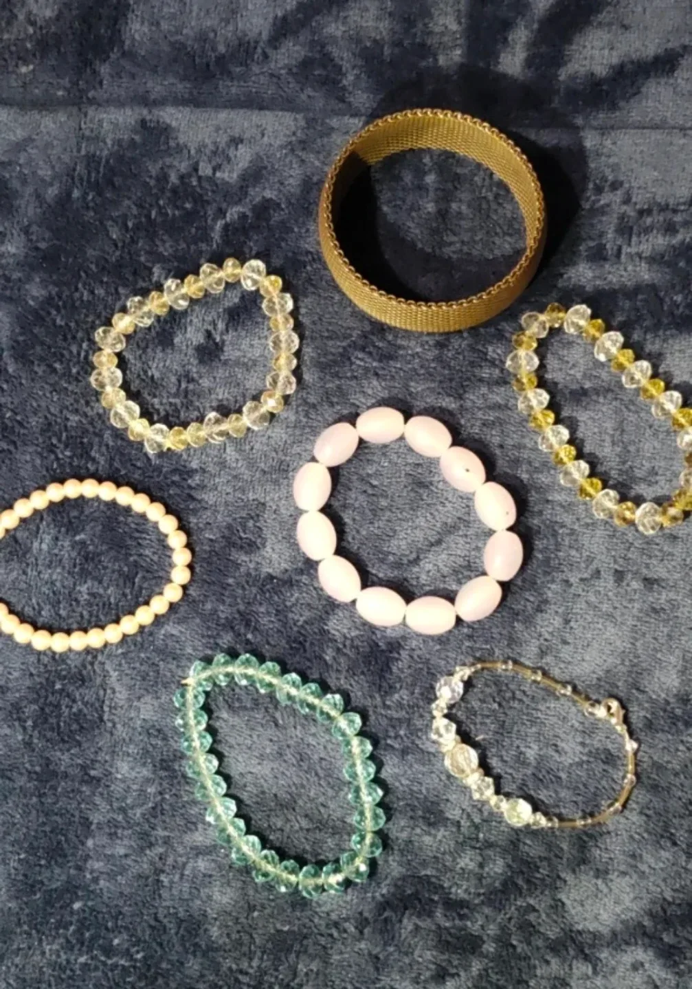 Necklace & Bracelet Bundle image indicator(6)