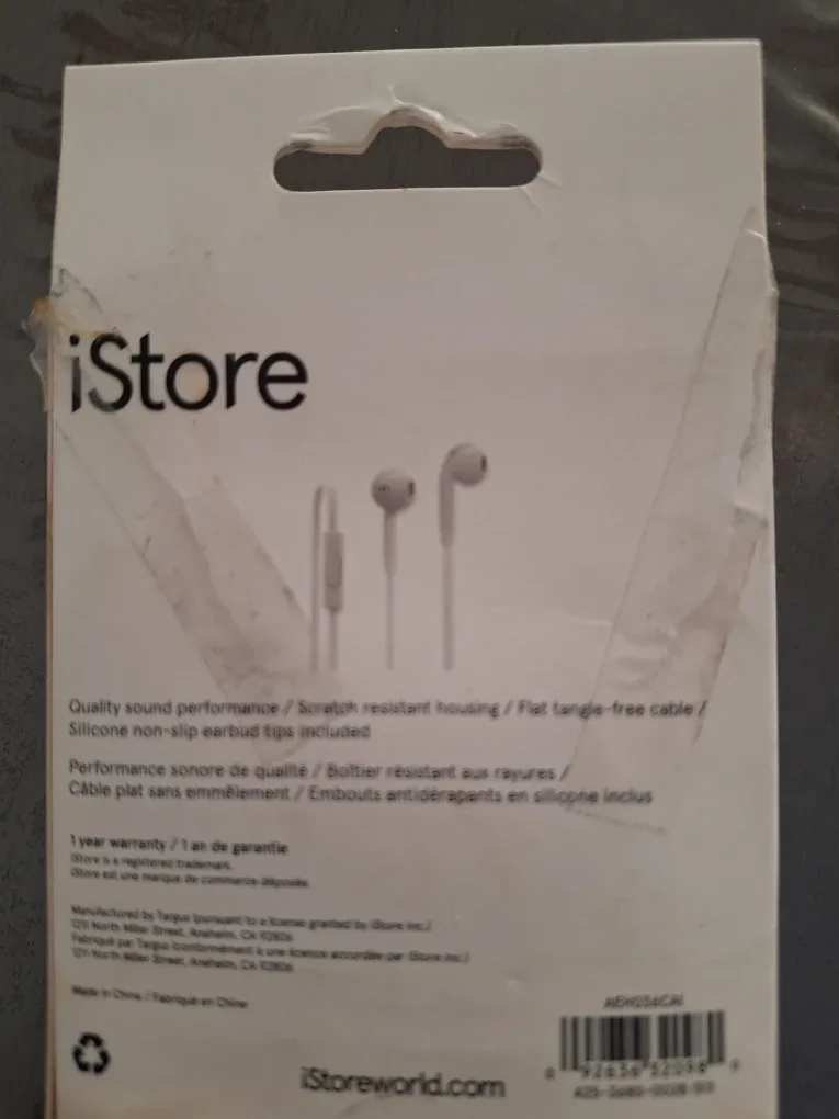 iStore Classic Fit Earbuds - New in Box image indicator(2)