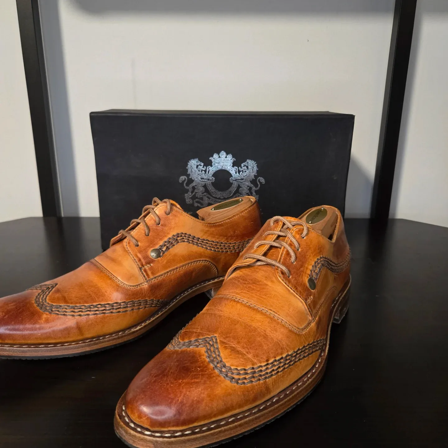 Jose & Markham Brown Leather Dress Shoes - Size 8 image indicator(8)