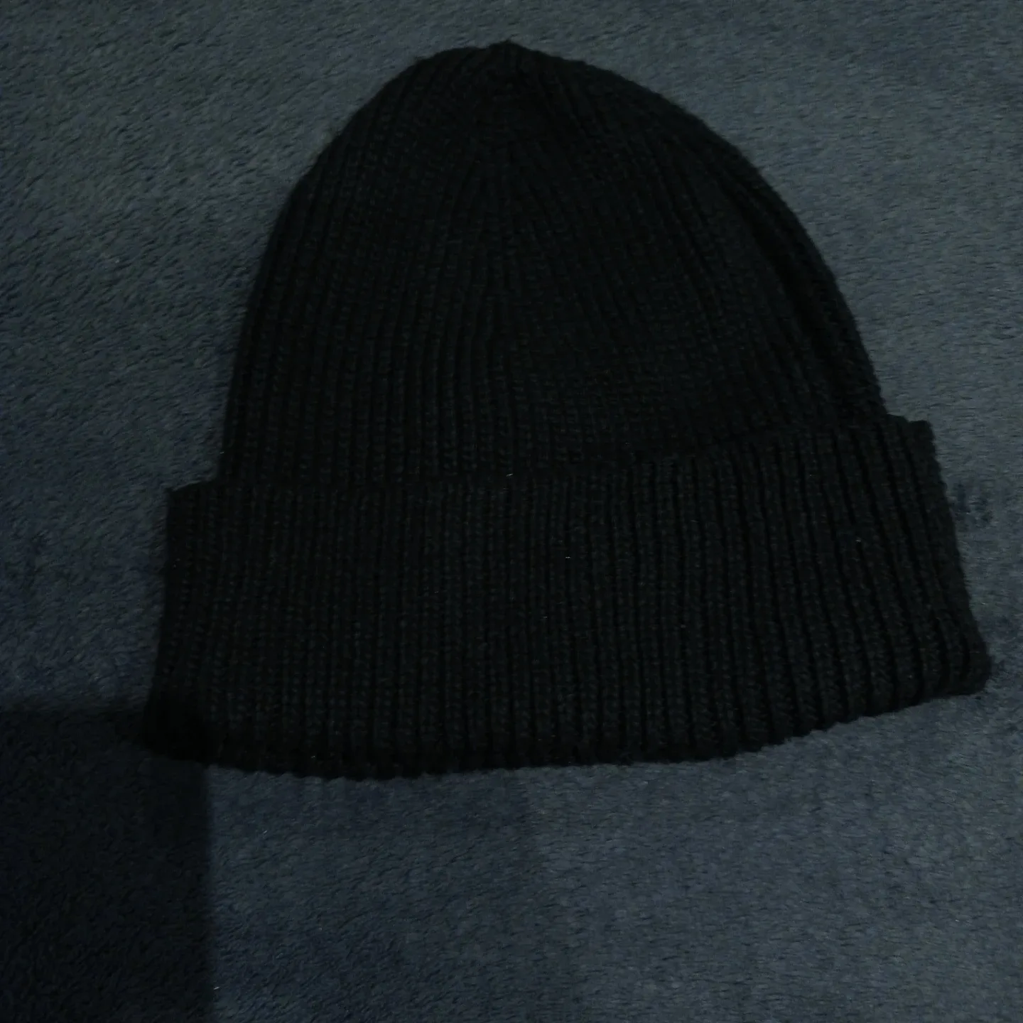 Old Navy Black Knit Beanie - One Size thumbnail