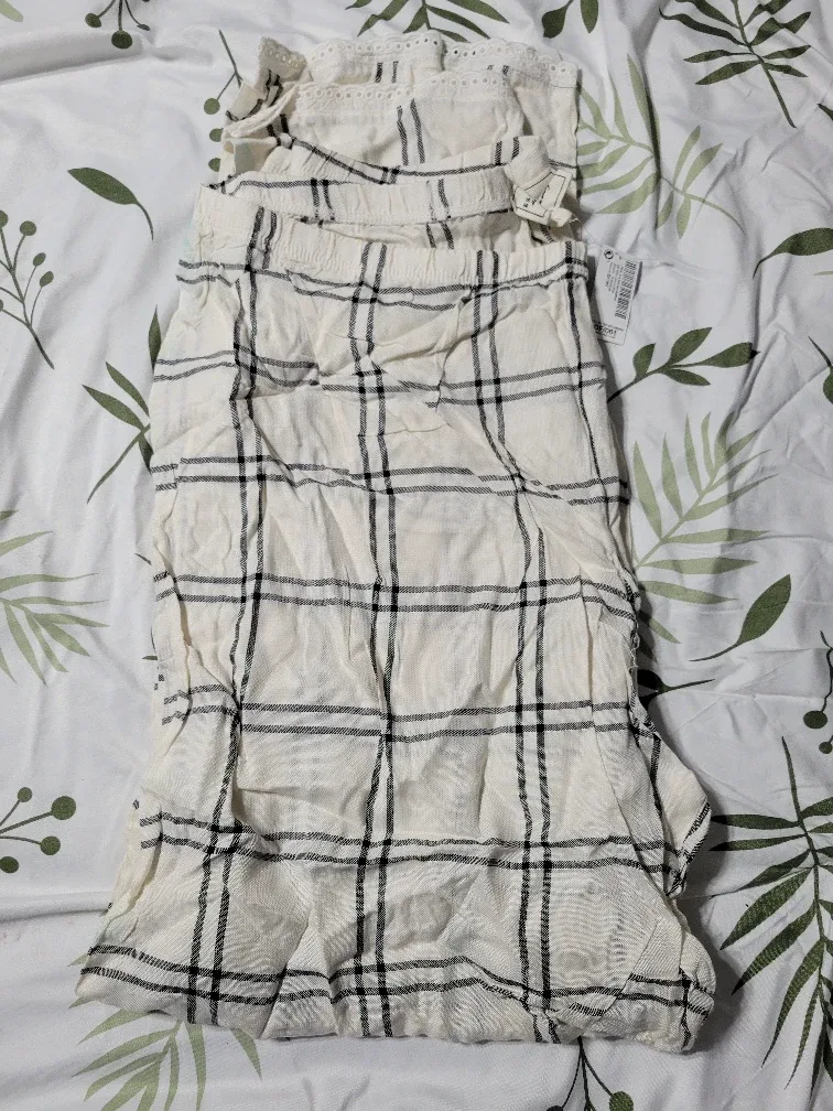 ESQ Women's Plaid Pants - Size 2XL