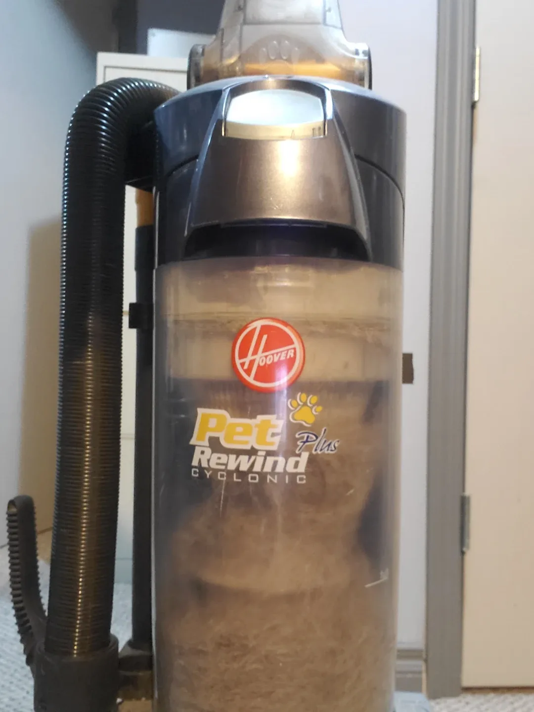 Hoover Pet Rewind Plus Cyclonic Vacuum image indicator(2)