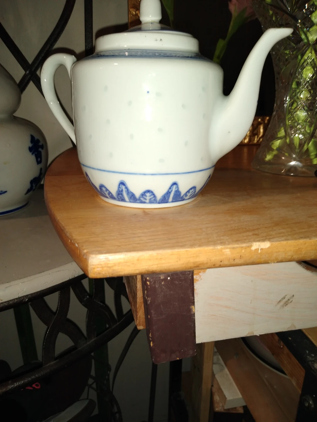 Blue and white porcelain vintage teapot - photo 2