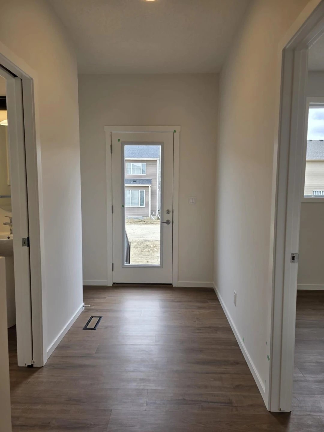 3 bedroom duplex for rent - photo 4