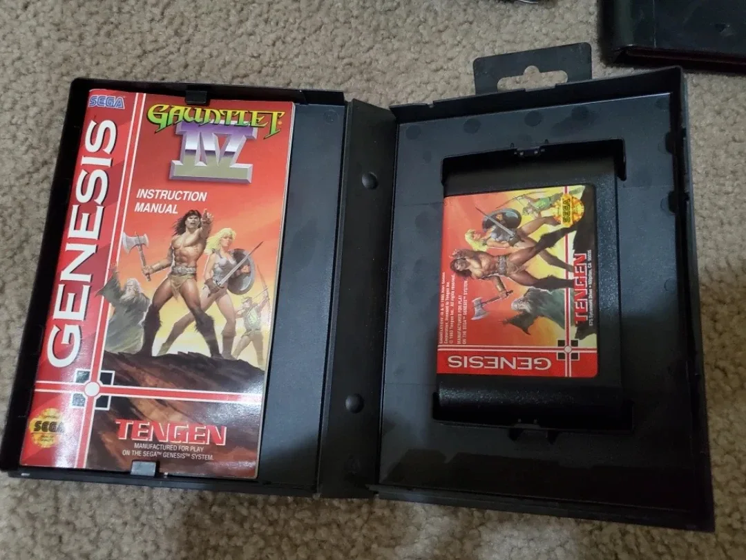 Sega Genesis System Console with Games image indicator(7)