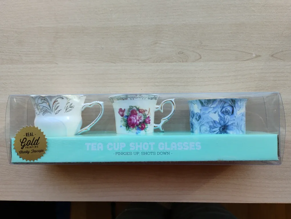 New Cheeky Teacups Tea Cup Shot Glasses Set image indicator(3)