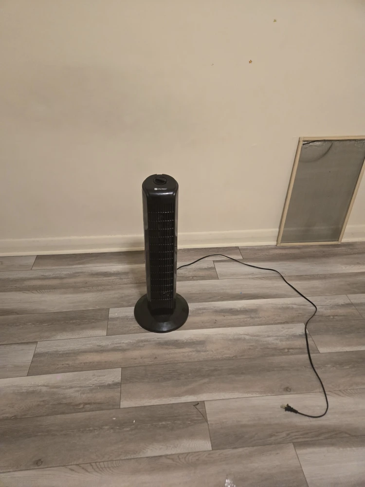 Utilitech Black Tower Fan - photo 2
