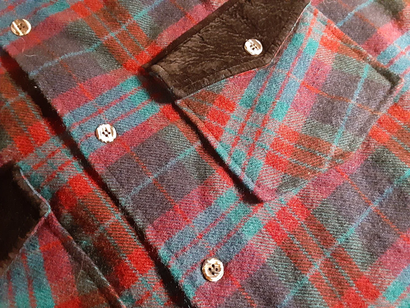 Rabbit Brand - Long Sleeve Flannel Shirt | S: LG/XL image indicator(4)