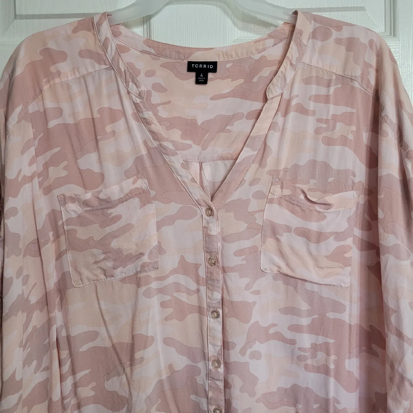 Ladies Size 4X Light Top image indicator(2)