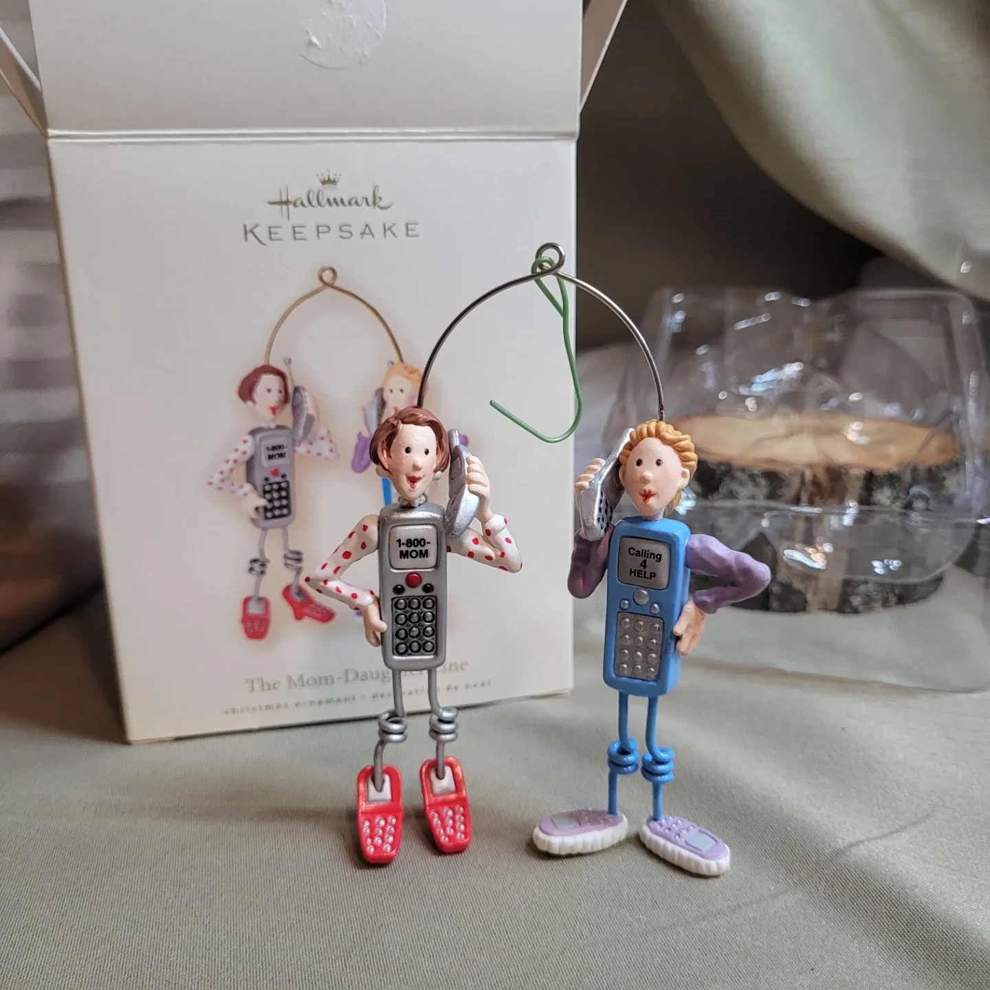 Hallmark Keepsake Collectible Ornament - The Mom-Daughter Line image indicator(6)