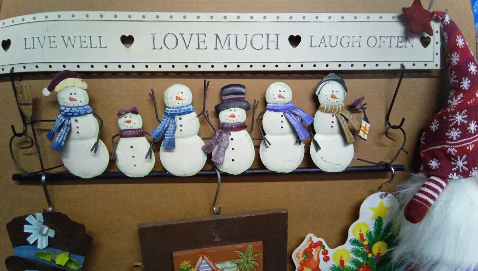 Snowman Wall Decor - "Live Well, Love Much"