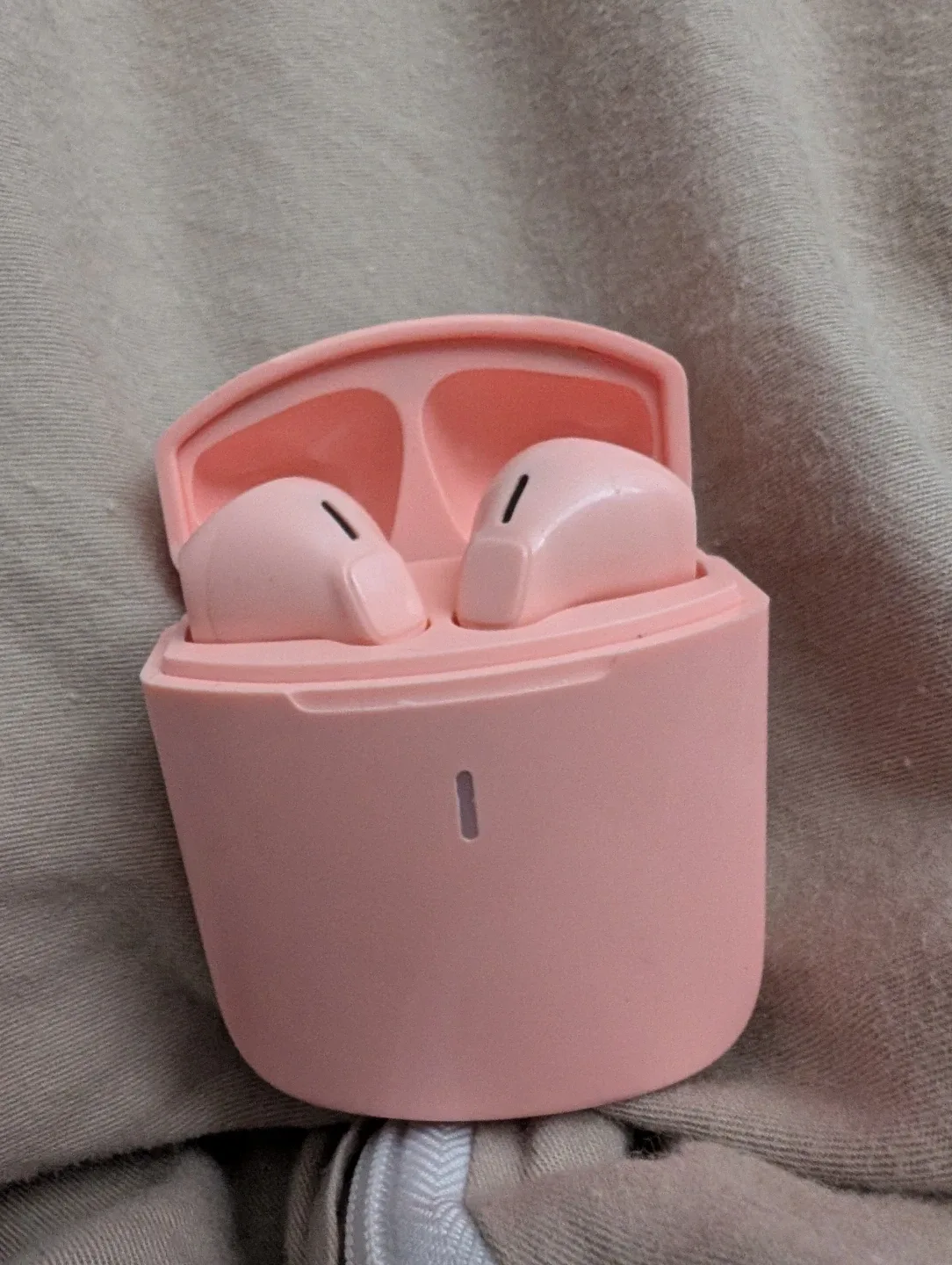 J13 Wireless Earphones image indicator(3)