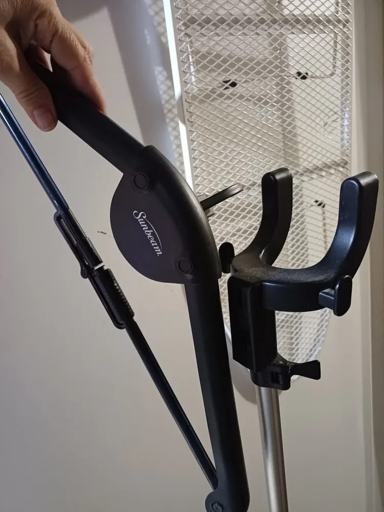 FREE Sunbeam Garment Steamer image indicator(6)