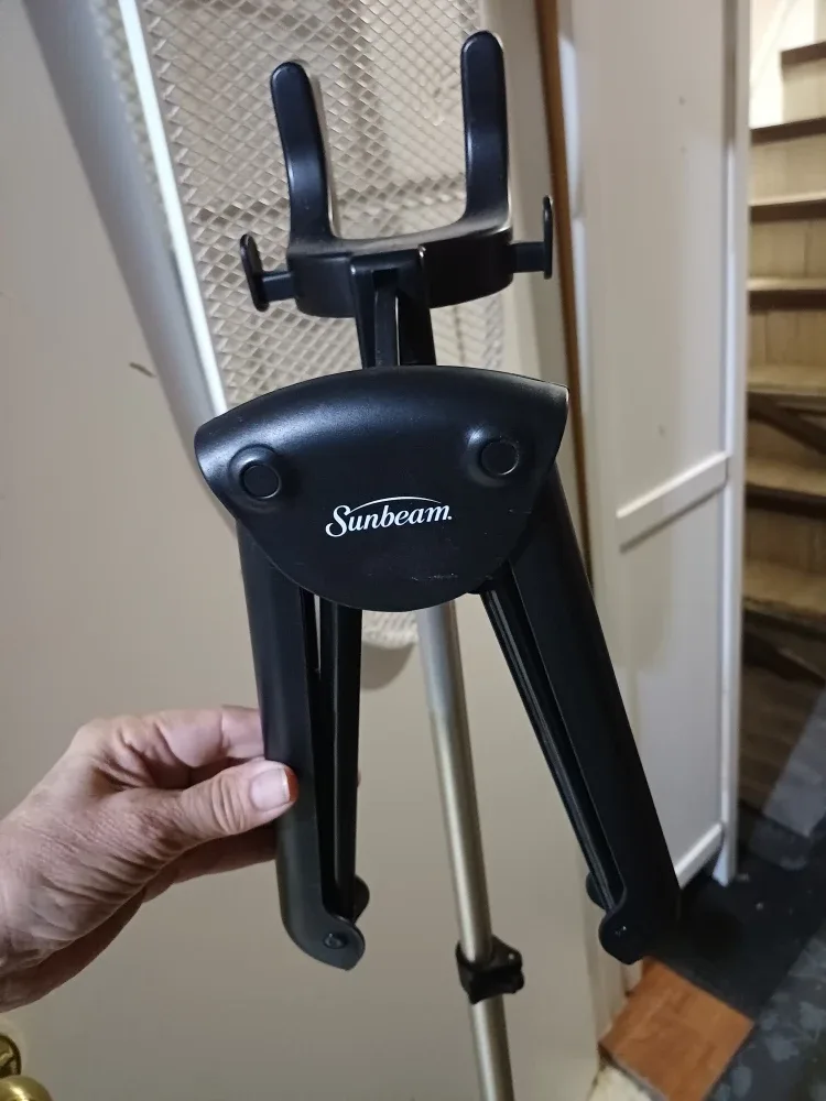 FREE Sunbeam Garment Steamer image indicator(8)