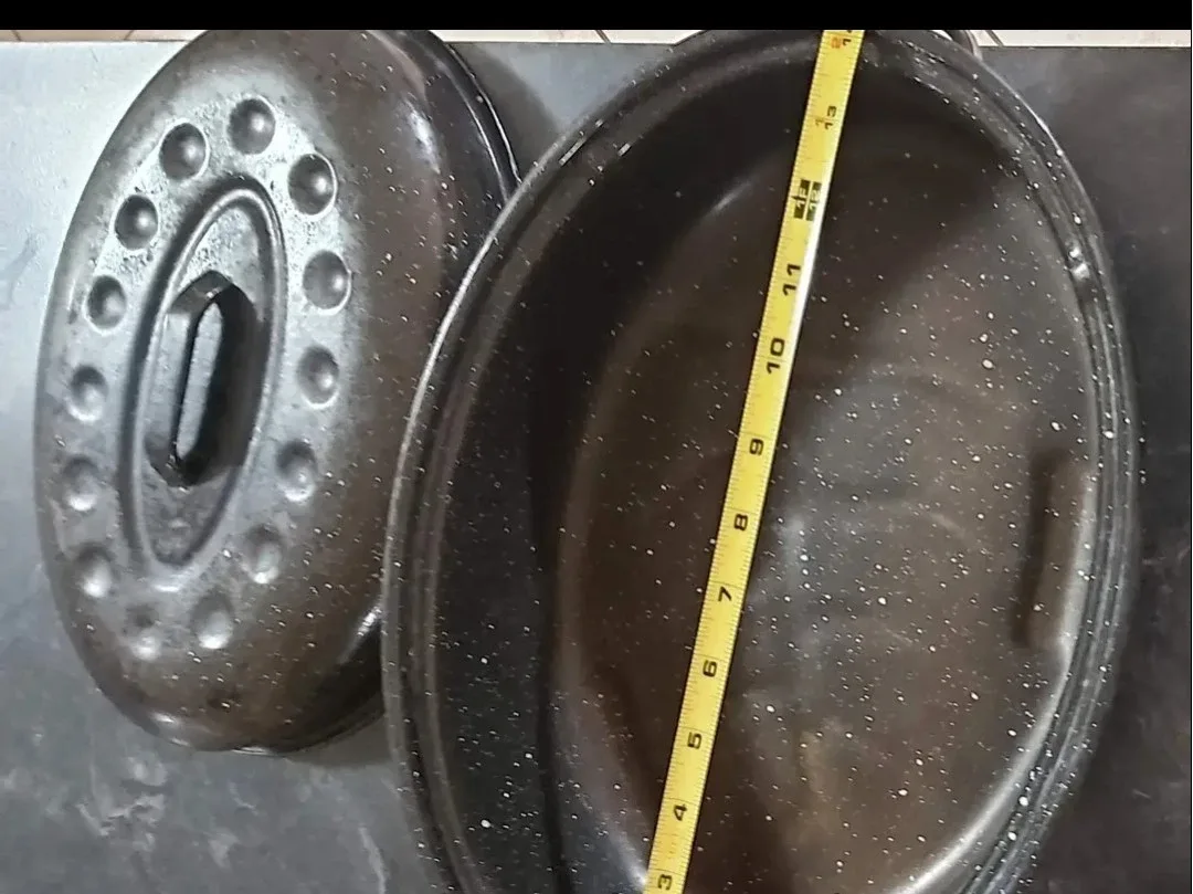 Roasting Pan with Lid