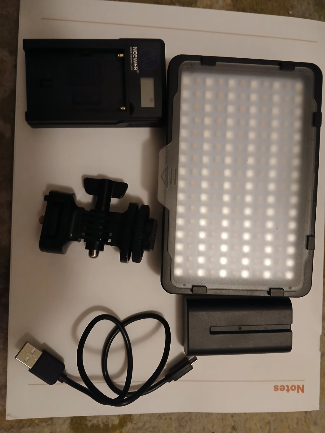 NEEWER LED Video Light with Charger & Accessories - photo 2