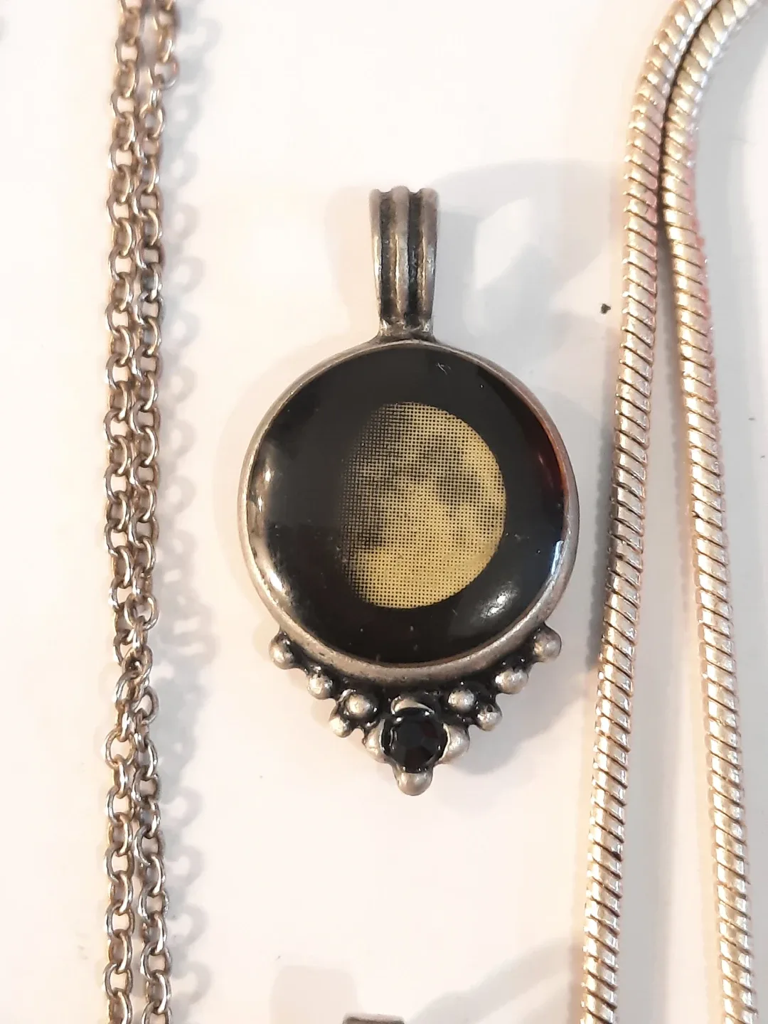 925 silver Assorted Pendants & Chains image indicator(4)