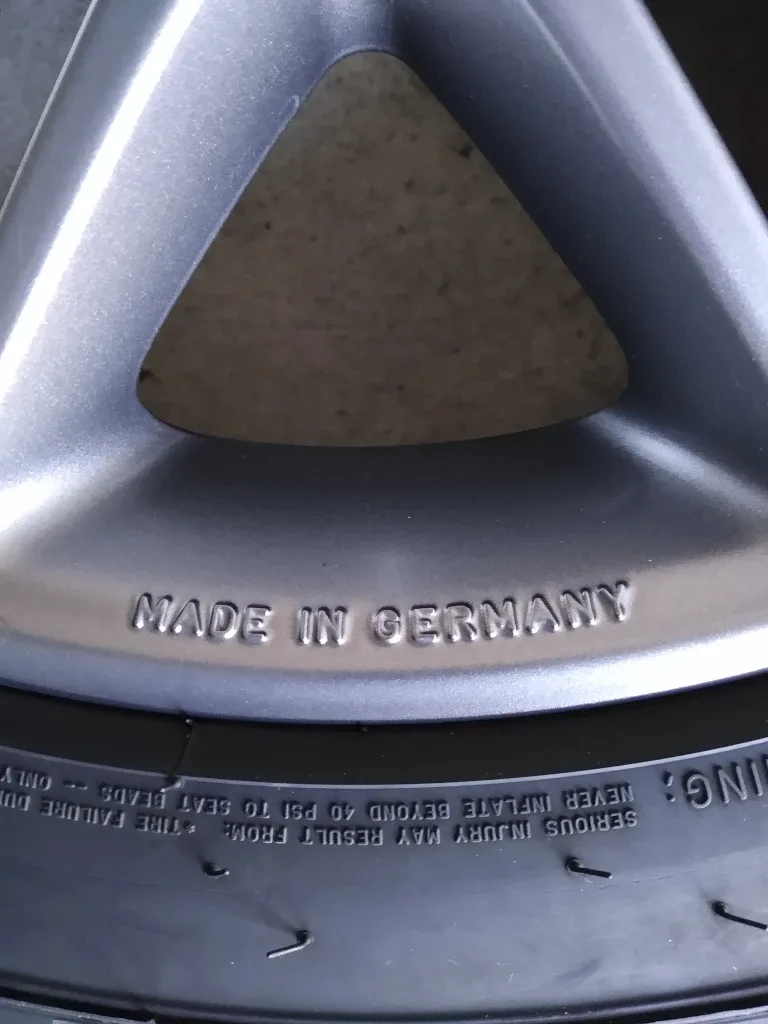 Michelin X-ICE tires with BBS SR Wheels image indicator(8)