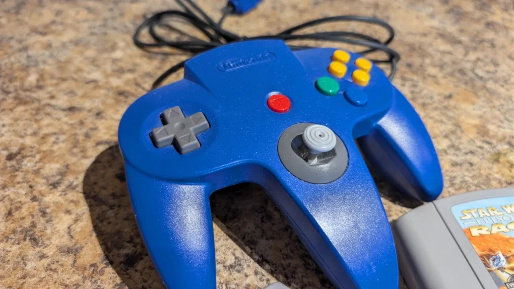 Nintendo 64 Blue Controller + Star Wars Games image indicator(3)